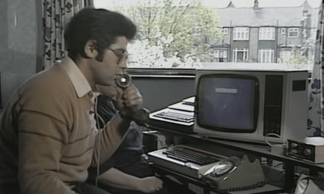 How to send an 'E mail' - Database - 1984